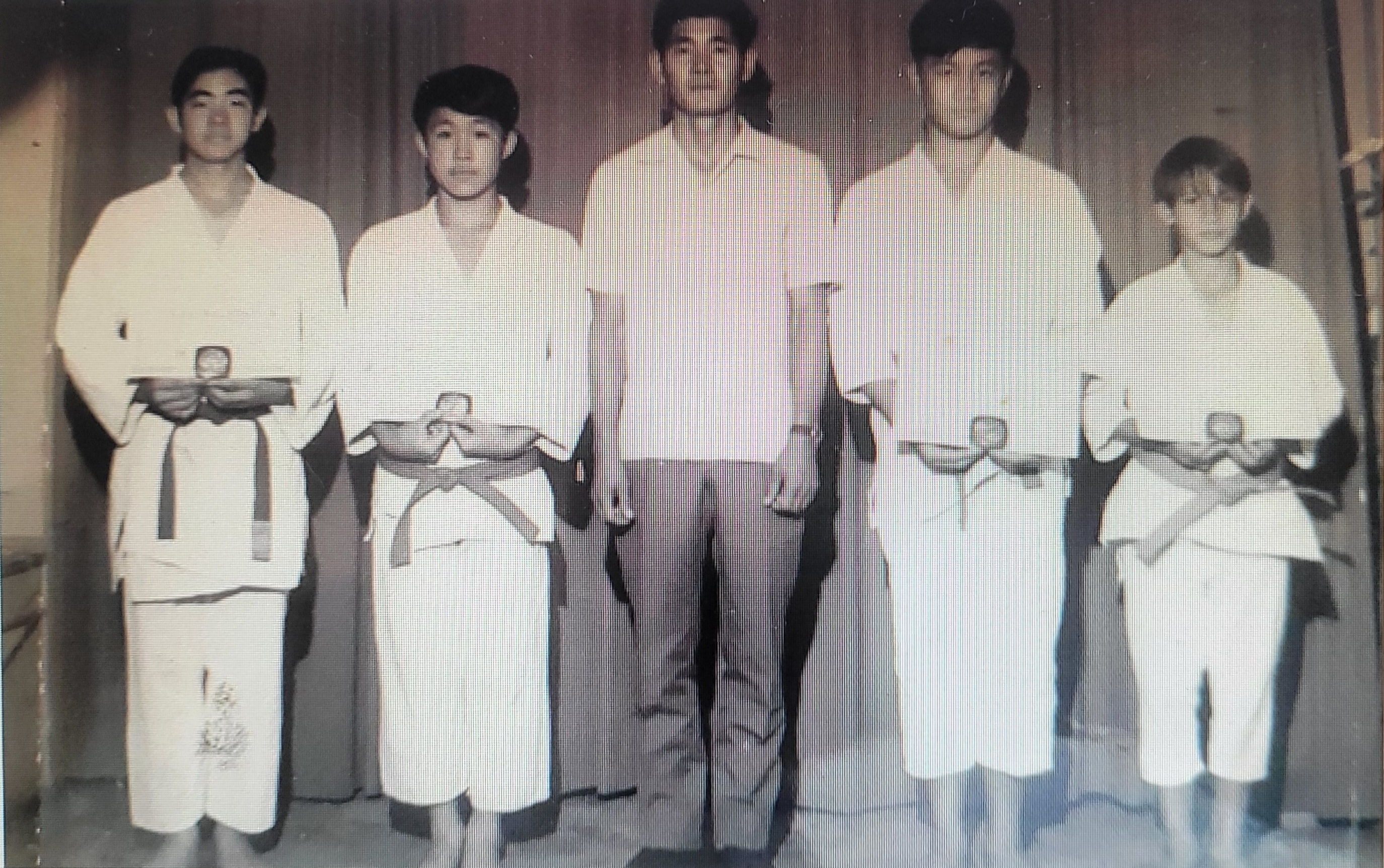 Em 1968, aos 34 anos, já casado com Toshiko Matsumi (in memoriam), conheceu Campo Mourão e criou raízes familiares e esportivas. Na época já estava graduado na faixa preta – 4º Dan pela Budokan de São Paulo e passou a visitar diversos municípios da região ensinando os preceitos do judô.